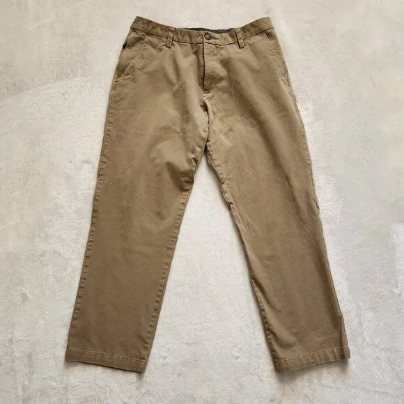 Dockers Mens Khaki long pants, 33x22 pre-owned, nice clean, straight fit, tan - Picture 1 of 8